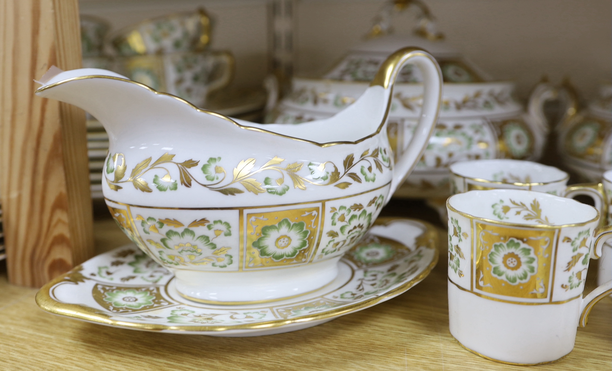 A Royal Crown Derby “Green Derby Panel” dinner, tea and coffee service